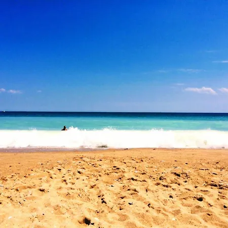 Апартамент Lovely Nest With Glass Veranda