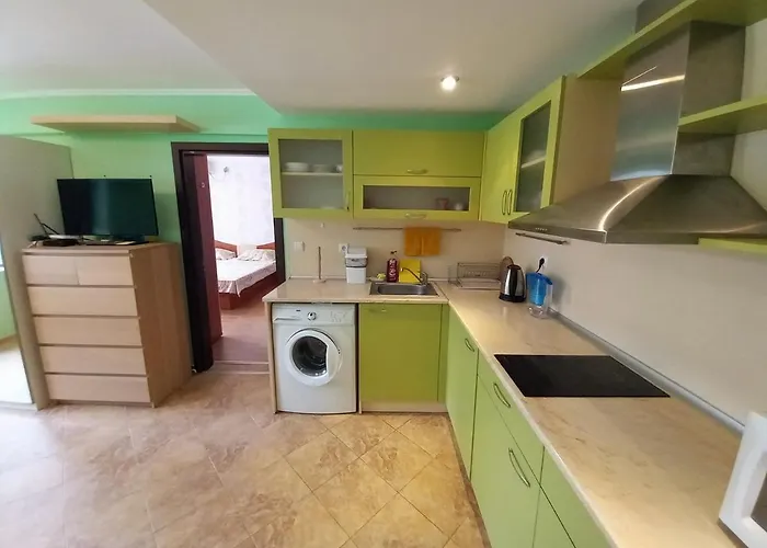 Апартаменти Lovely Nest With Glass Veranda Золоті Піски