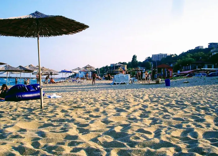 Lovely Nest With Glass Veranda Appartamento Golden Sands